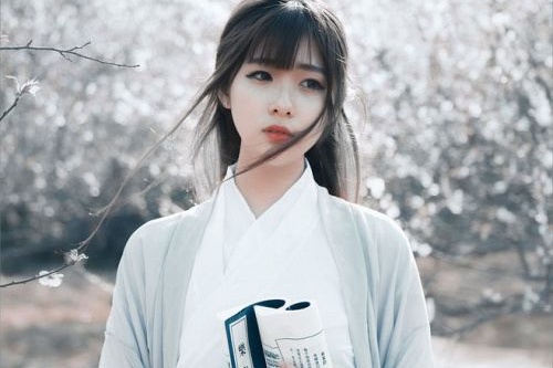 土樓小吃街?jǐn)[攤賺錢(qián)嗎